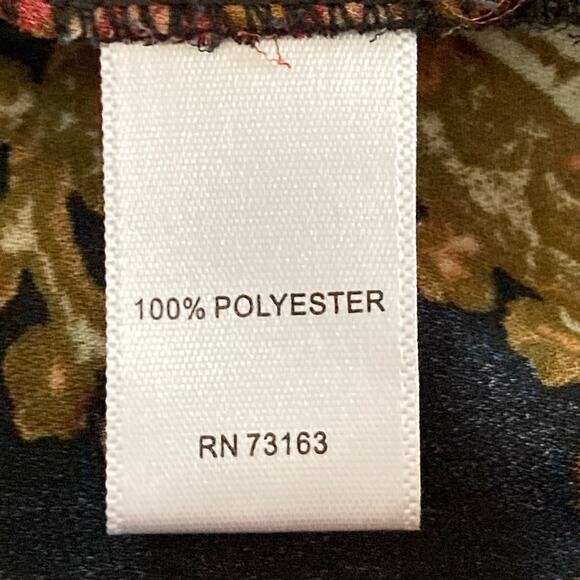 Cupio Dark Floral Paisley Sleeveless Long Line Top Button Up LG Boho Cottagecore - Picture 9 of 10